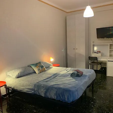 Erzelli'S House Apt A Con 3 Camere 4* ジェノヴァ
