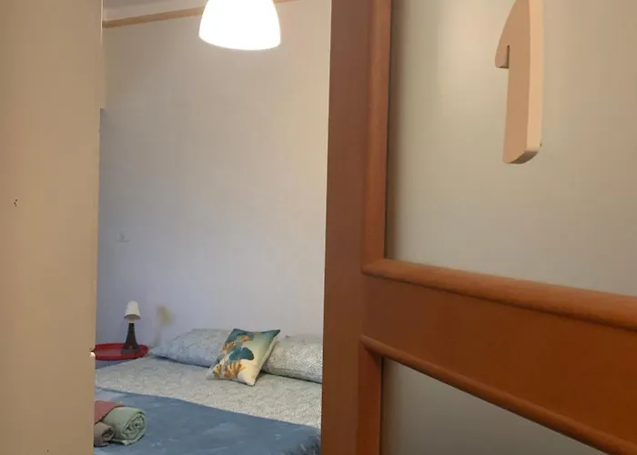Erzelli's House By Smart-home, A Con 3 招待所 4*