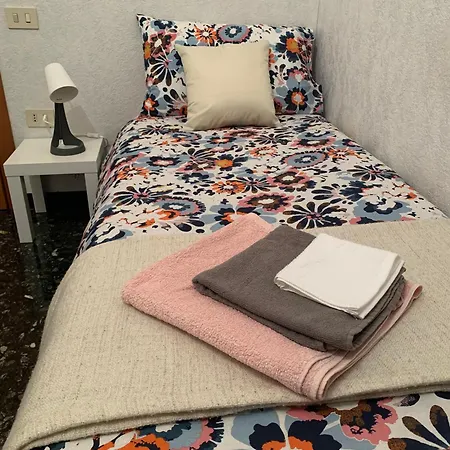 Гостевой дом Erzelli's House By Smart-home, A Con 3 4*