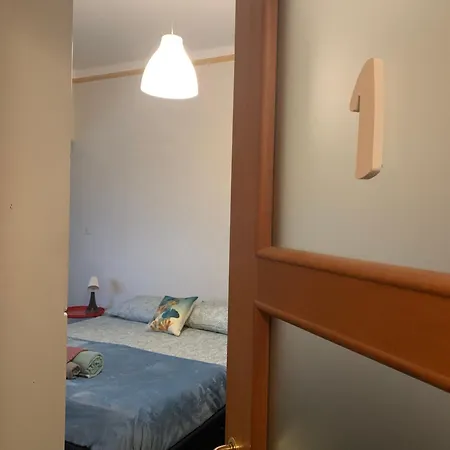 Erzelli's House By Smart-home, A Con 3 招待所 *
